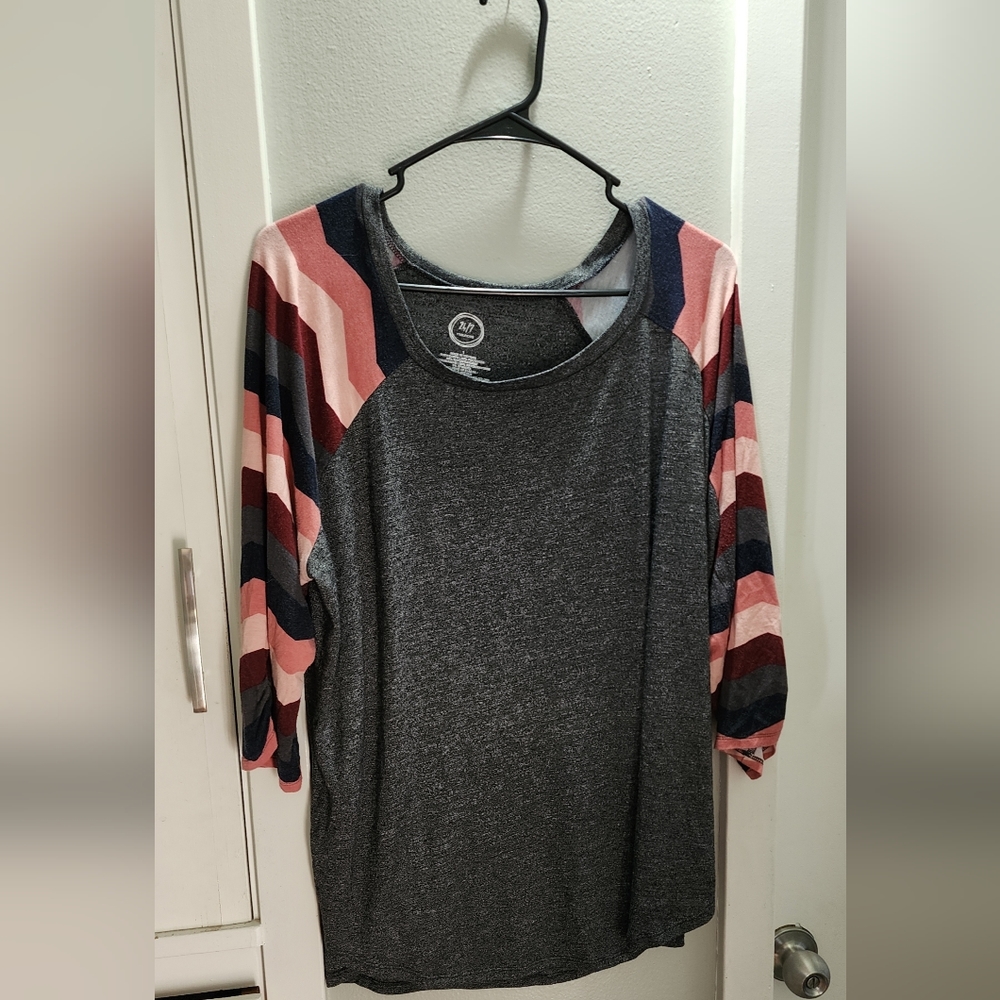 1x maurices top 3/4 sleeve
